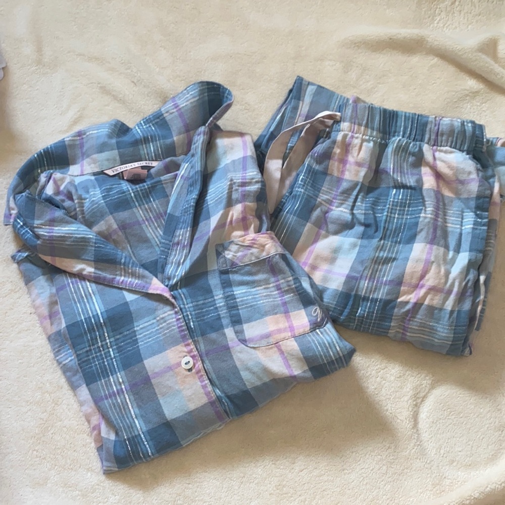 Victoria’s Secret Pajama Set
